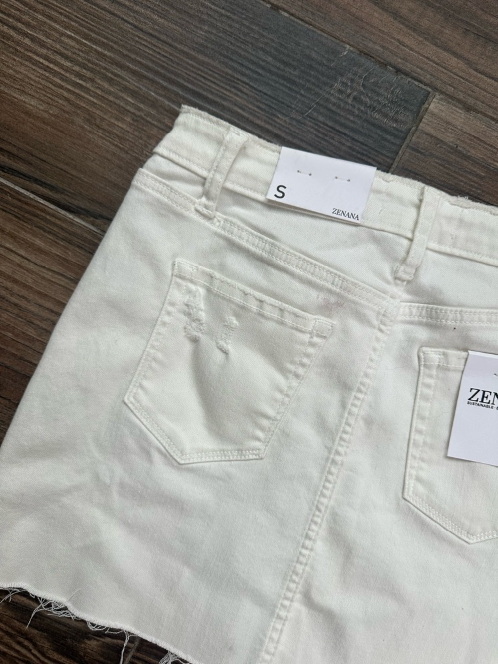Zenana Outfitters White Denim Raw-Edge Mini Skort - Picture 8 of 12